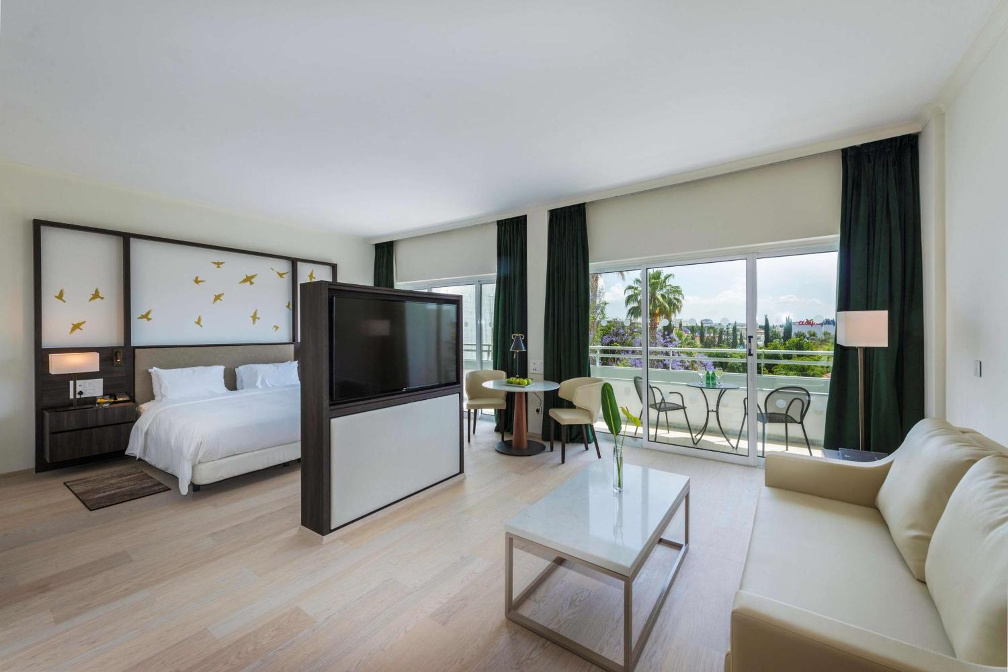 Hilton 5* Nikosia